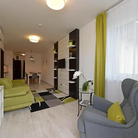 Aranymandula * 鲍洛托瑙考利