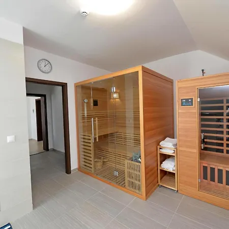 Aranymandula 公寓 *