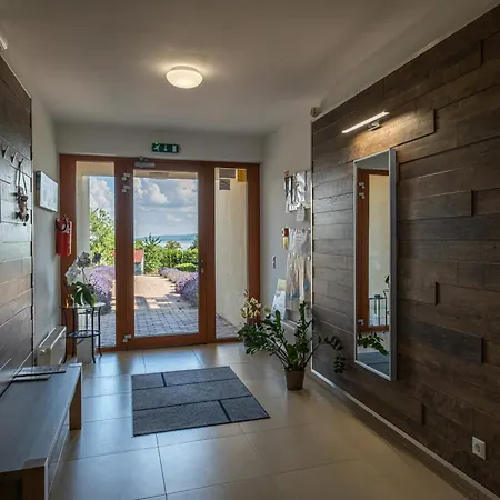 Aranymandula 公寓 *