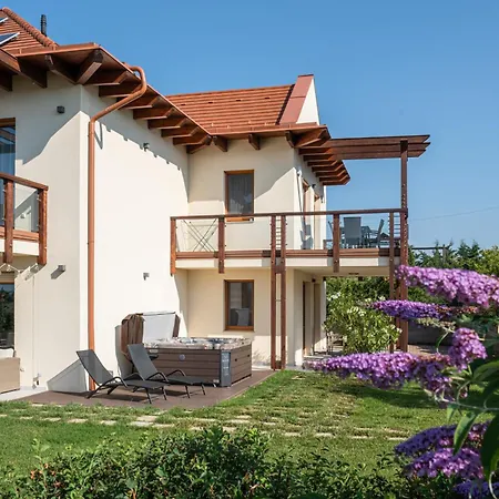 Aranymandula * 鲍洛托瑙考利