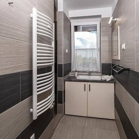 Aranymandula 公寓 *