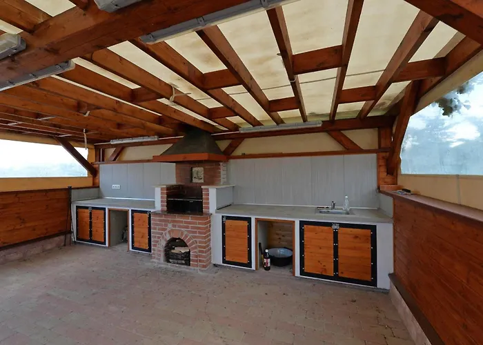 Aranymandula Apartment